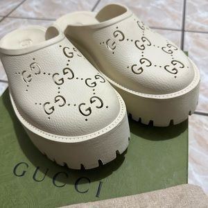 GUCCI PLATFORM SANDAL authentic